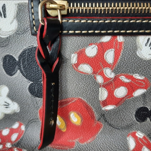 DISNEY PARKS X DOONEY & BOURKE" "Mickey Mania" "Body Parts" Tote Best of Mickey - Picture 8 of 16